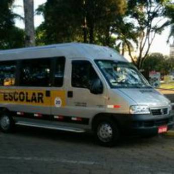 Comprar o produto de Transporte Escolar em Vans - Transportes Escolares em Tatuí, SP por Solutudo