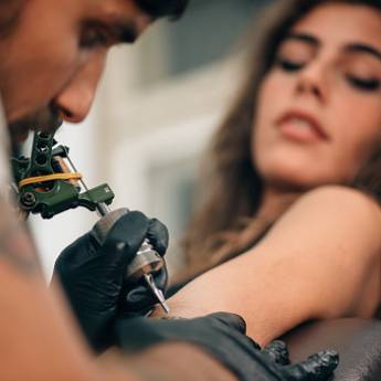 Comprar o produto de Estúdio de Tatuagem em Tatuagem em Botucatu, SP por Solutudo