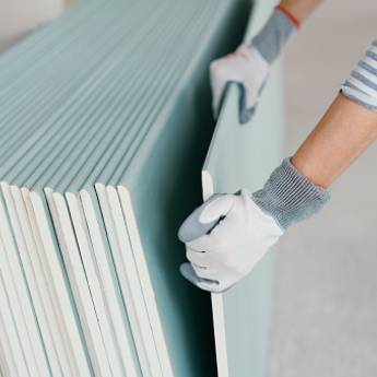 Comprar o produto de Instalação e Reformas - Gesso em Geral em Gesso em Jaboticabal, SP por Solutudo