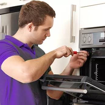 Comprar o produto de Assistência Técnica Especializada - Fogões em Assistência Técnica e Conserto de Fogões em Rio de Janeiro, RJ por Solutudo