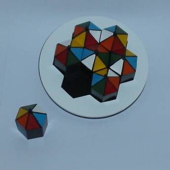 Comprar o produto de HEXÁGONO COLORIDO em Brinquedos e Hobbies em Gravatá, PE por Solutudo