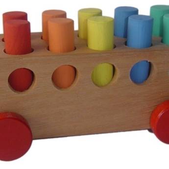 Comprar o produto de ÔNIBUS COM PINOS R$30,00 em Jogos Educativos em Gravatá, PE por Solutudo