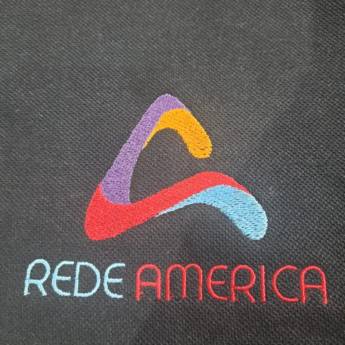 Comprar o produto de Uniformes - Bordados em Uniformes em Pouso Alegre, MG por Solutudo