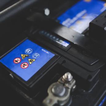 Comprar o produto de Troca de Bateria em Baterias em Morrinhos, GO por Solutudo