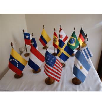 Comprar o produto de CONJUNTO COMPLETO em Comércio de Bandeiras e Estandartes Esportivas em Marília, SP por Solutudo