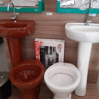Comprar o produto de Conjuntos de louças em Banheiros em Mineiros, GO por Solutudo