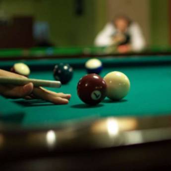 Comprar o produto de LOCAÇÃO em Snooker / Sinuca em Niterói, RJ por Solutudo