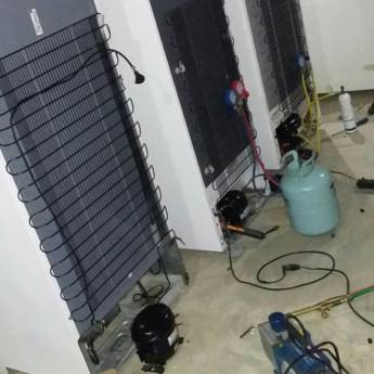 Comprar o produto de Soluções em Geladeira em Refrigeração - Assistência Técnica em Barra de São Francisco, ES por Solutudo