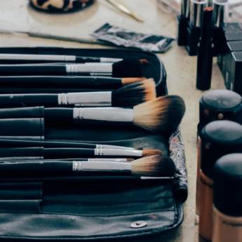 Comprar o produto de Entregamos em Santa Vitória e Paranaiguara em Farmácias em São Simão, GO por Solutudo