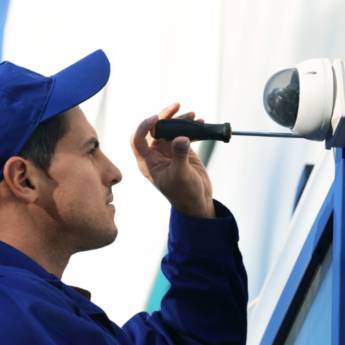 Comprar o produto de Instalações e Manutenções de CFTV em Segurança e Monitoramento pela empresa SEFFATEC - Segurança Eletrônica e Monitoramento em São Bernardo do Campo, SP por Solutudo