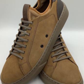 Comprar o produto de SAPATÊNIS CANO CURTO CAMEL em Sapatênis em Bauru, SP por Solutudo