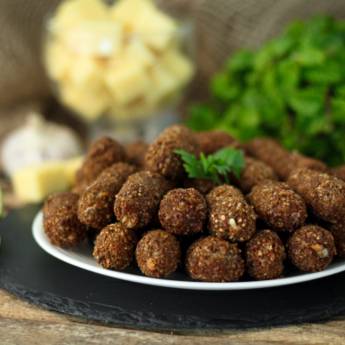 Comprar o produto de Kibe com Queijo - Ina em Salgados em Araras, SP por Solutudo