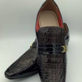 Comprar o produto de SAPATO SOCIAL COURO VERNIZ MARROM C/FIVELA em Sapatos Sociais em Bauru, SP por Solutudo