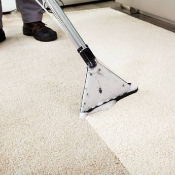 Comprar o produto de Lavagem de Tapetes e cortinas em Lavanderias em Cachoeiro de Itapemirim, ES por Solutudo