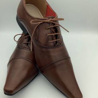 Comprar o produto de SAPATO SOCIAL MARROM C/ CADARÇO em Sapatos Sociais em Bauru, SP por Solutudo