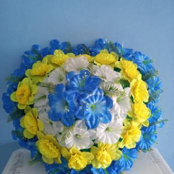 Comprar o produto de Coroa de Flores em Coroa de Flores em Montezuma, MG por Solutudo