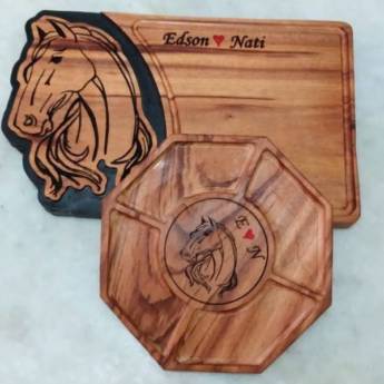 Comprar o produto de Petisqueira de Madeira em Artefatos de Madeira em Jaú, SP por Solutudo