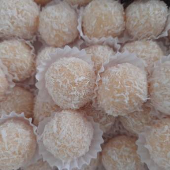 Comprar o produto de Beijinhos para Festas em Bauru em Doces para festas em Bauru, SP por Solutudo