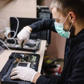 Comprar o produto de Diga que viu na Solutudo e ganhe 20% de desconto na Primeira Mensalidade na Manutenção de Computadores em Computadores e Internet em Cotia, SP por Solutudo