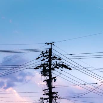 Comprar o produto de Sistemas de iluminação  em Fabricação e Instalação de Postes em Araraquara, SP por Solutudo