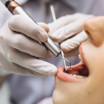 Comprar o produto de Restauração Dentária em Odontologia em Itatinga, SP por Solutudo
