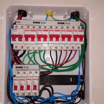 Comprar o produto de Organização e Verificação da Segurança do Quadro de Força em Energia Elétrica em São Paulo, SP por Solutudo