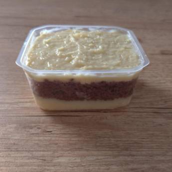 Comprar o produto de Bolo de Pote Beijinho  em Bolos e Doces em Maringá, PR por Solutudo