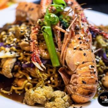 Comprar o produto de Yakisoba de frutos do mar em Restaurantes Japoneses em Salvador, BA por Solutudo