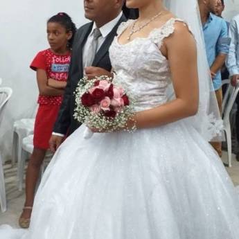 Comprar o produto de Confecciono Vestido de Noiva  em Vestidos de Festa em Bauru, SP por Solutudo