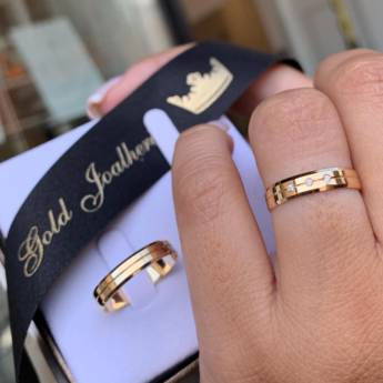 Comprar o produto de Par de Alianças em Ouro em Anéis em São Paulo, SP por Solutudo