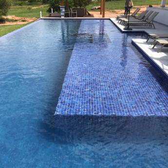 Comprar o produto de Piscina em Piscinas em Riviera de Santa Cristina V, SP por Solutudo