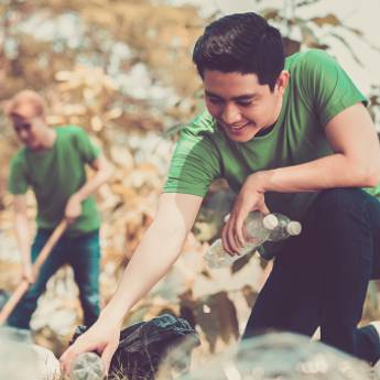 Comprar o produto de Limpeza de Feiras em Limpeza em Salvador, BA por Solutudo