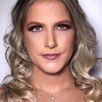 Comprar o produto de Maquiagem Profissional  em Maquiadores em Mineiros do Tietê, SP por Solutudo