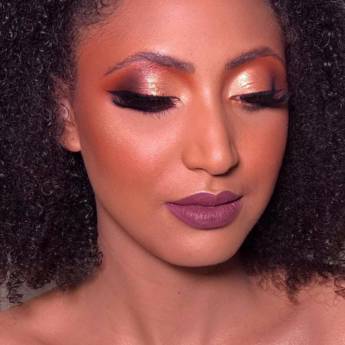 Comprar o produto de Maquiagem Profissional  em Maquiadores em Mineiros do Tietê, SP por Solutudo