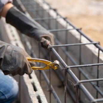 Comprar o produto de Alicerce  em Construção em Ninho Verde I Eco Residence, SP por Solutudo