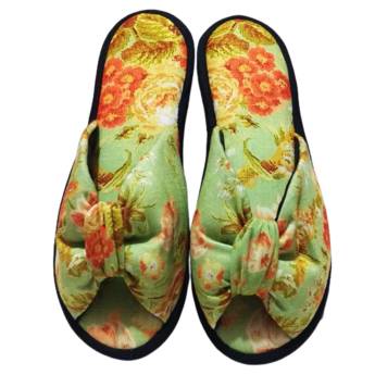 Comprar o produto de Chinelo De Quarto Franzido Feminino Floral Cod 75 em Pantufa em Campinas, SP por Solutudo