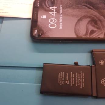 Comprar o produto de Troca de Bateria de Iphone X em Celulares e Acessórios - Consertos em Sumaré, SP por Solutudo
