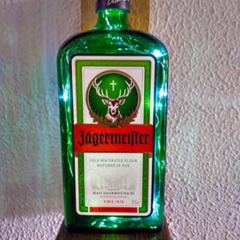 Comprar o produto de Luminária Jägermeister em Bar e Petiscos em Bauru, SP por Solutudo