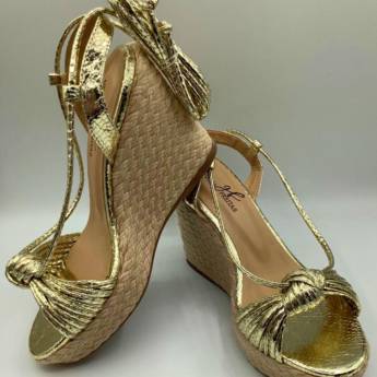 Comprar o produto de Anabela Tulum Ouro  em Anabela em Bauru, SP por Solutudo