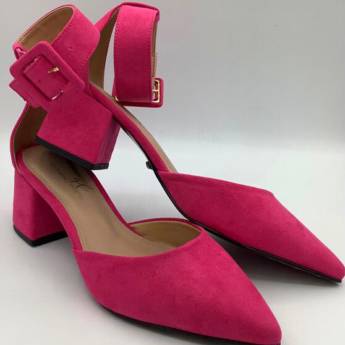 Comprar o produto de Scarpin Camurça Rosa 5cm em Scarpins em Bauru, SP por Solutudo