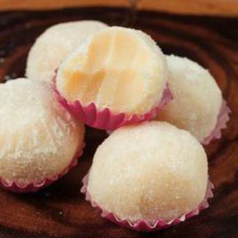 Comprar o produto de Bombom de Leite Ninho em Bauru em Doces para festas em Bauru, SP por Solutudo