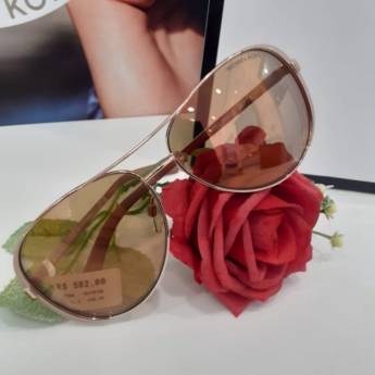 Comprar o produto de Óculos de Sol - Michael Kors em Óculos de Sol em São Manuel, SP por Solutudo