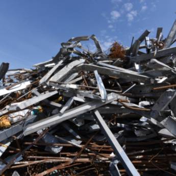 Comprar o produto de Sucata de Ferro em Ferro Velho e Sucata em Rondonópolis, MT por Solutudo Comprar o produto de Sucata de Ferro em Ferro Velho e Sucata em Rondonópolis, MT por Solutudo