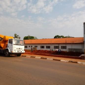 Comprar o produto de Concreto com Adição de Fibra em Concretos em Ninho Verde I Eco Residence, SP por Solutudo