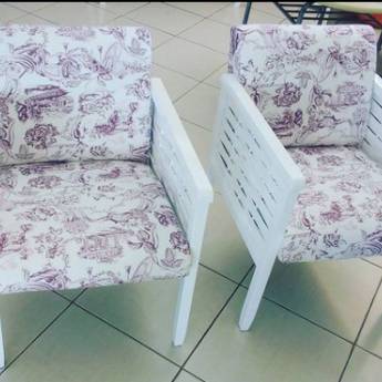 Comprar o produto de Reforma de Cadeiras Estofadas em Restauração de Móveis e Peças em Salvador, BA por Solutudo