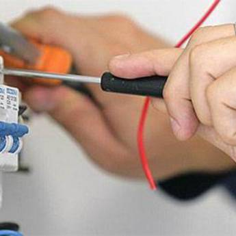 Comprar o produto de INSTALAÇÃO ELÉTRICA DE AR-CONDICIONADO em Ar Condicionado em Manaus, AM por Solutudo