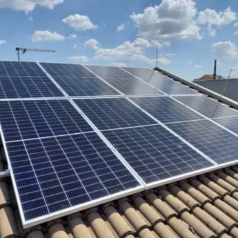 Comprar o produto de Energia Solar em Energia Solar em Maringá, PR por Solutudo