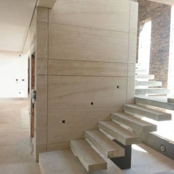 Comprar o produto de Escadas em Marmorarias em Botucatu, SP por Solutudo