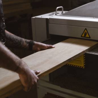 Comprar o produto de Tábua para beiral em Materiais para Construção em Ji-Paraná, RO por Solutudo