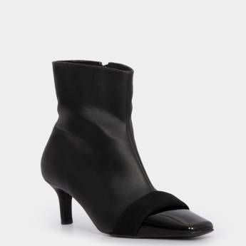 Comprar o produto de Ankle Boot Preta Det. Nobuck em Botas em Bauru, SP por Solutudo